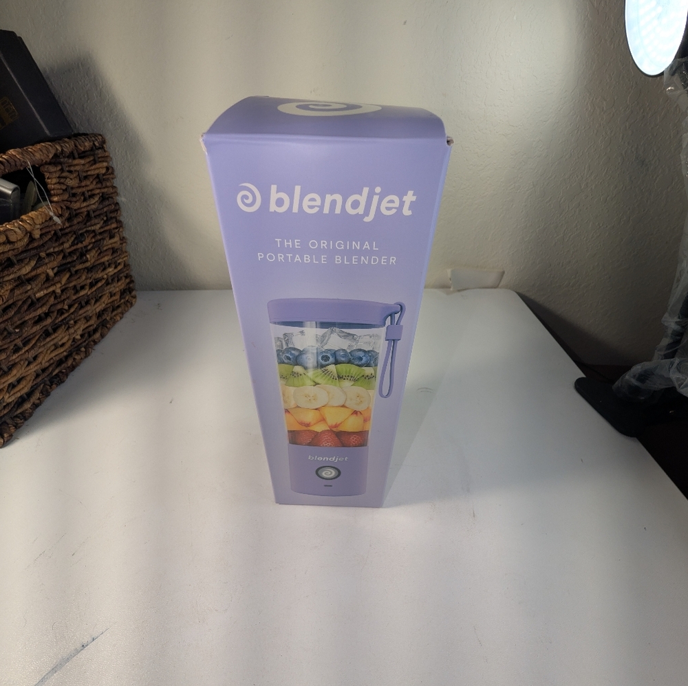 BlendJet 2 Portable Blender-Lavender  Leak Proof